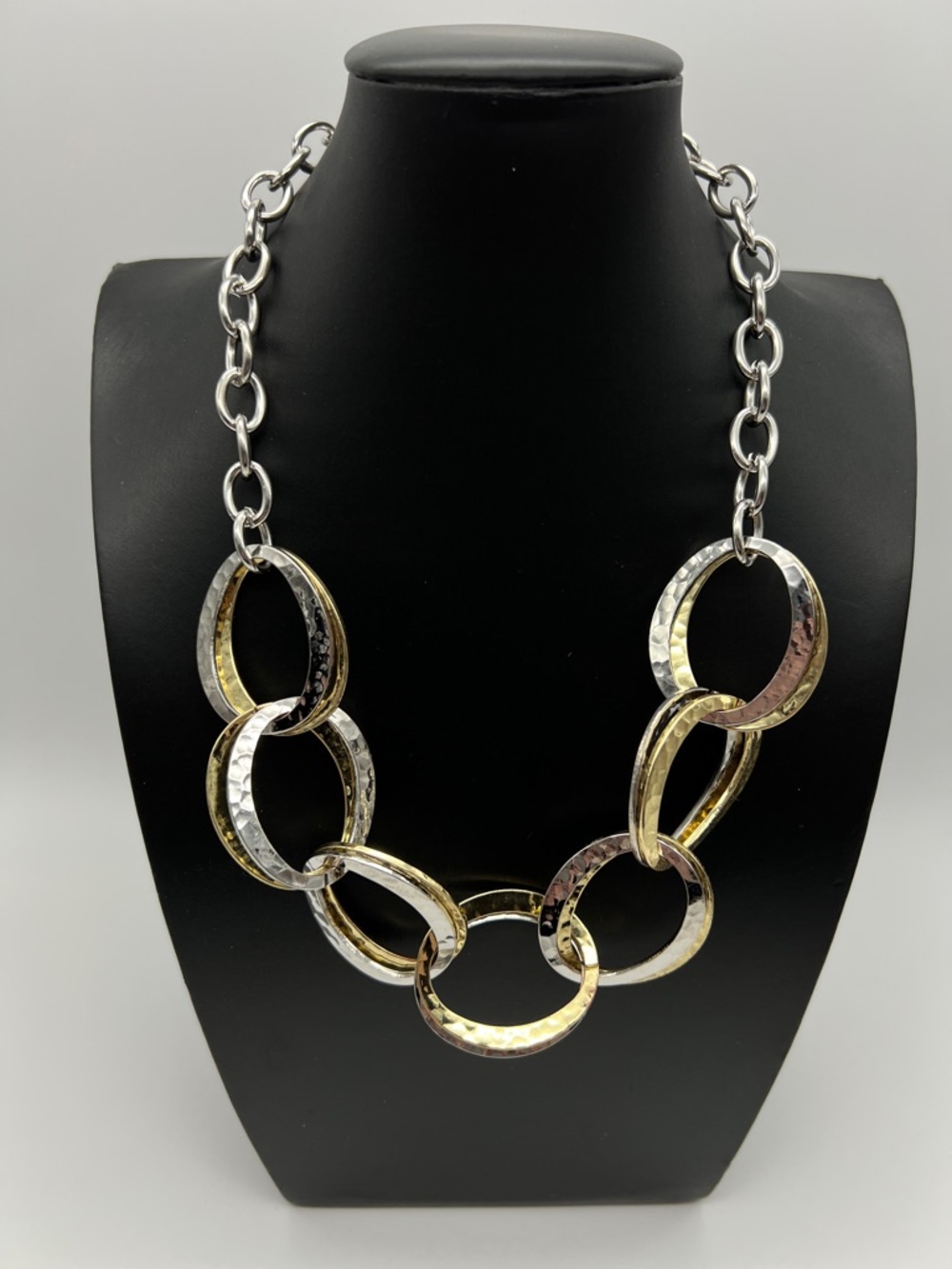 Hammered Multi-Tone Oval Link Necklace